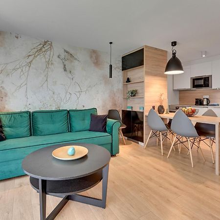 Waterlane Riverside Spa, Pool & Gym By Downtown Apartments Danzica Esterno foto