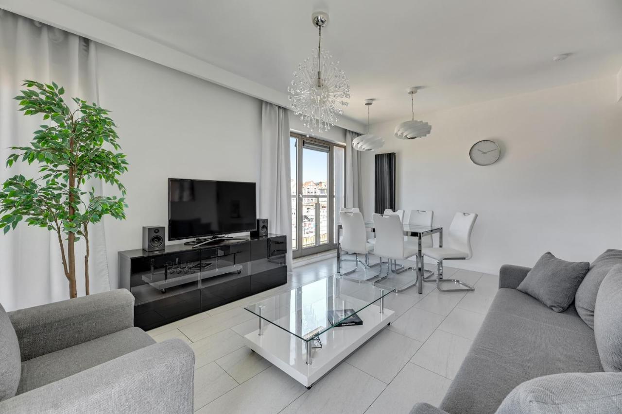 Waterlane Riverside Spa, Pool & Gym By Downtown Apartments Danzica Esterno foto