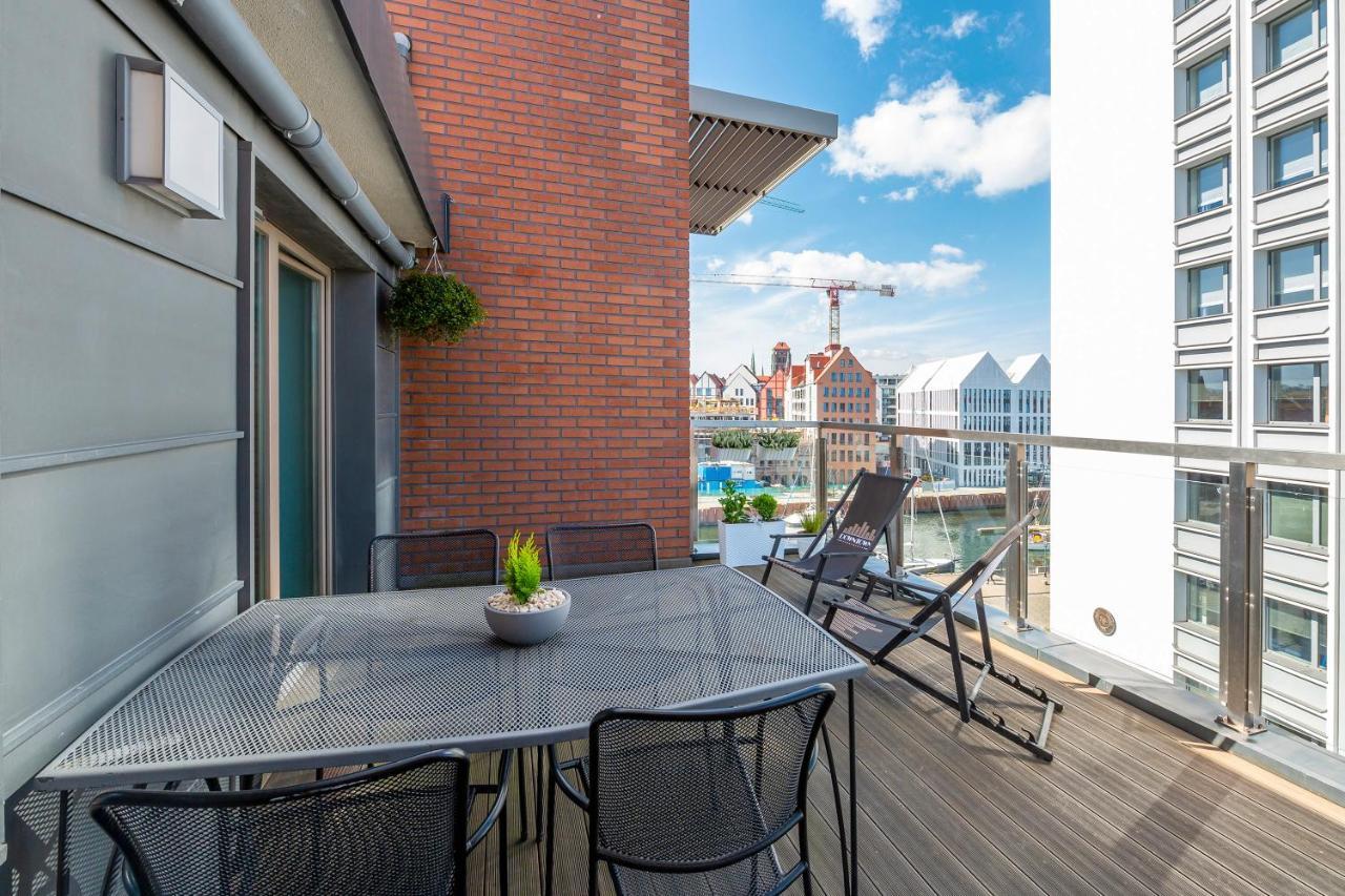 Waterlane Riverside Spa, Pool & Gym By Downtown Apartments Danzica Esterno foto