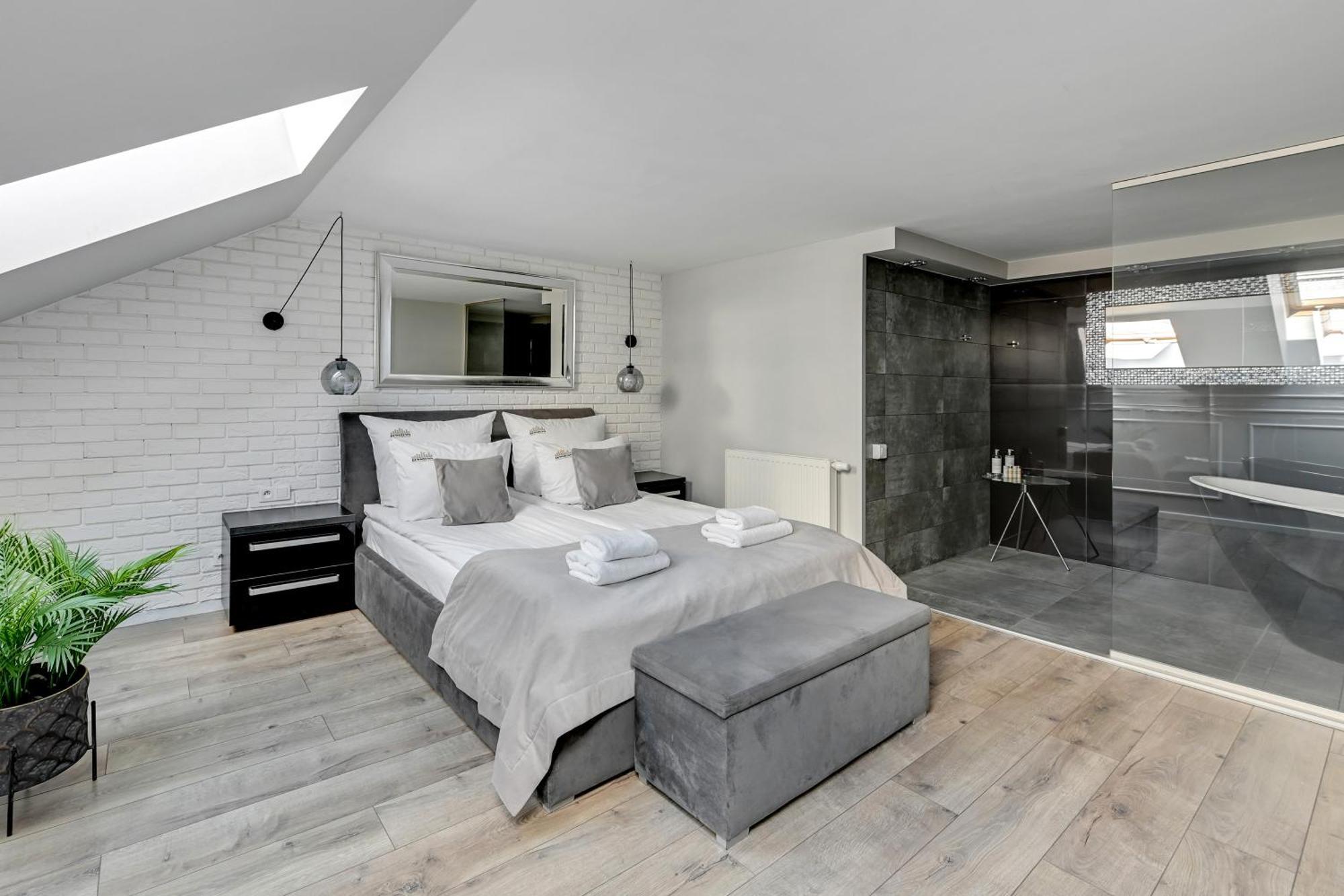 Waterlane Riverside Spa, Pool & Gym By Downtown Apartments Danzica Esterno foto