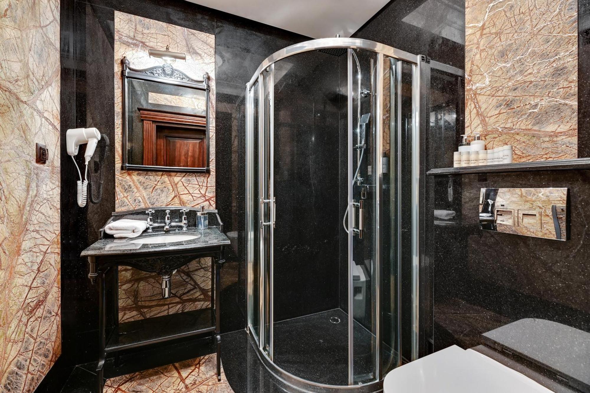 Waterlane Riverside Spa, Pool & Gym By Downtown Apartments Danzica Camera foto